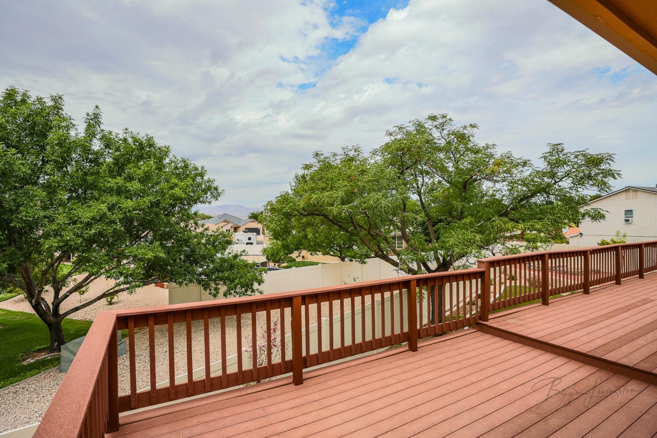 1942 Acacia Place St George, UT 84790 home for sale, MLS#25-264794 - Erika Rogers Photo 45