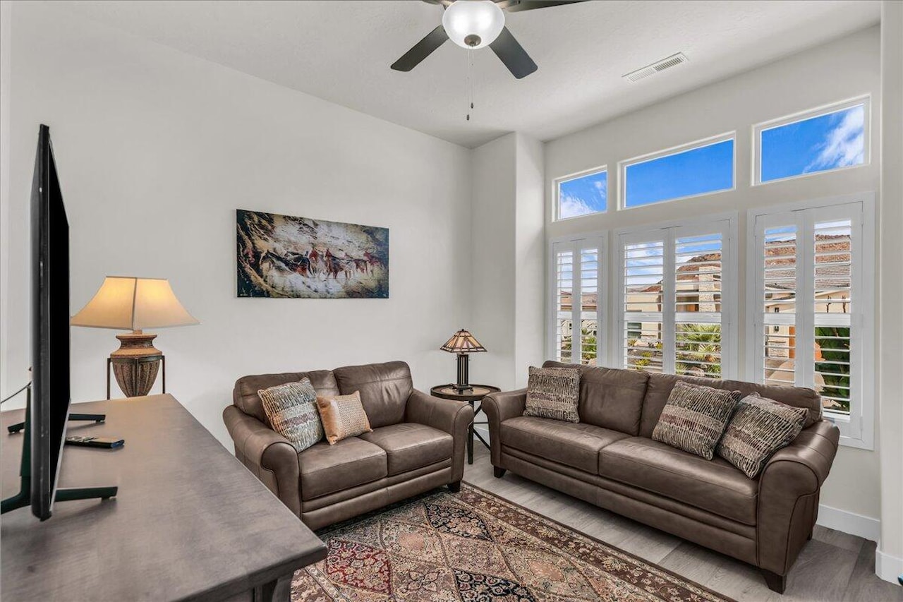 1434 E Black Brush Washington, UT 84780 home for sale, MLS#25-264829 - Erika Rogers Photo 6