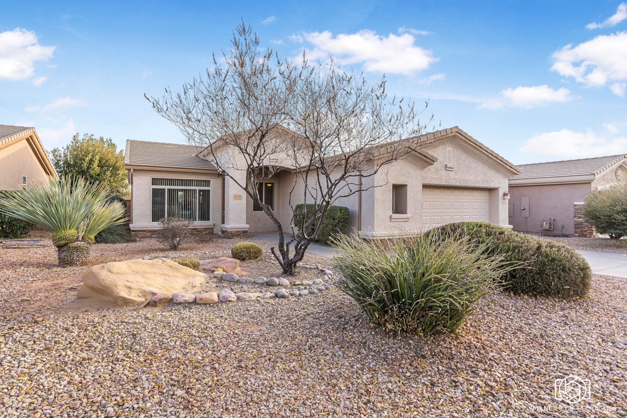 3414 E Willow Springs DR Washington, UT 84780 home for sale, MLS#25-264249 - Erika Rogers Photo 2