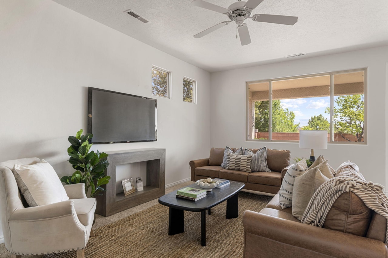 3414 E Willow Springs DR Washington, UT 84780 home for sale, MLS#25-264249 - Erika Rogers Photo 9