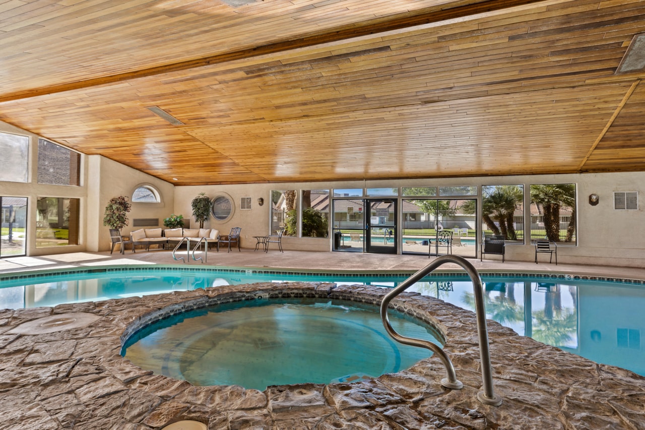 275 S Valley View DR #J202 St George, UT 84770 condo for sale, MLS#25-264015 - Erika Rogers Photo 2