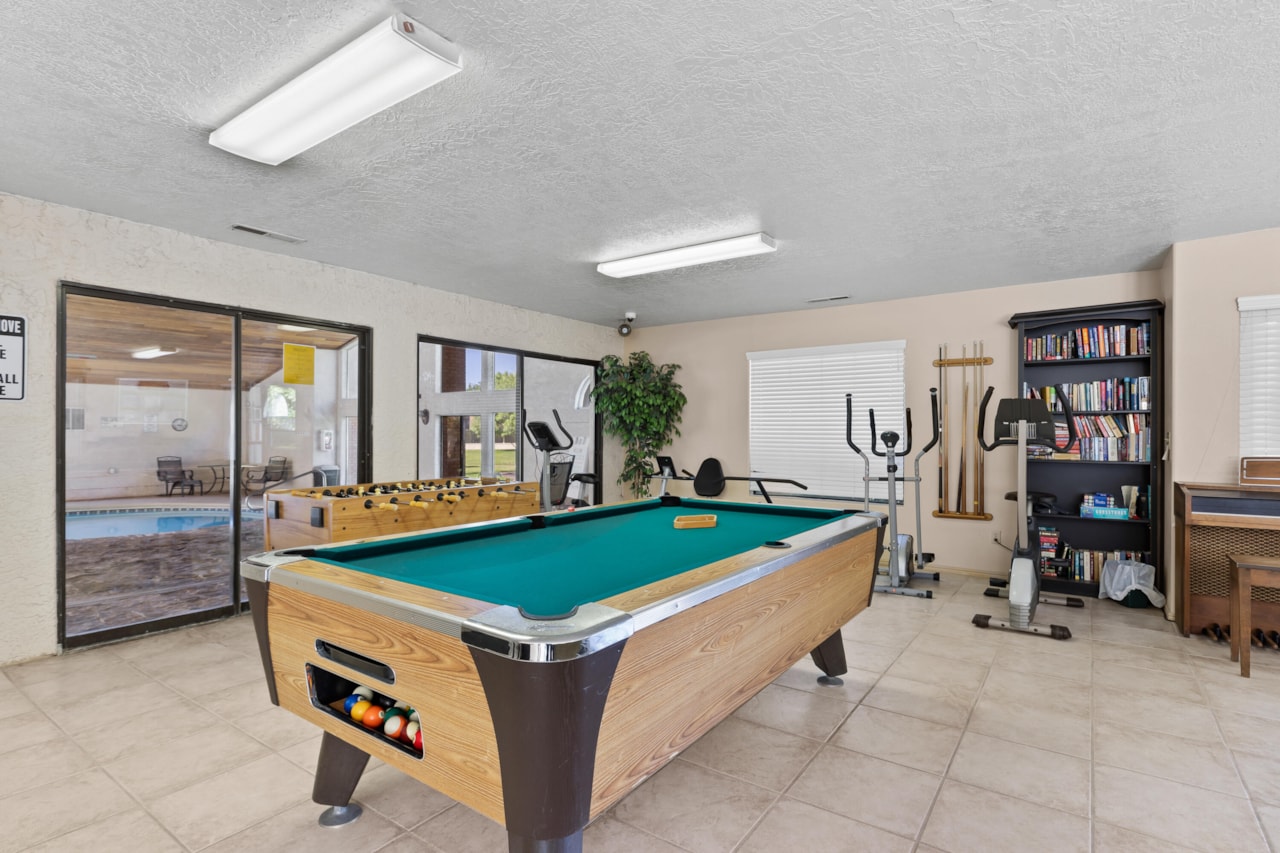 275 S Valley View DR #J202 St George, UT 84770 condo for sale, MLS#25-264015 - Erika Rogers Photo 9