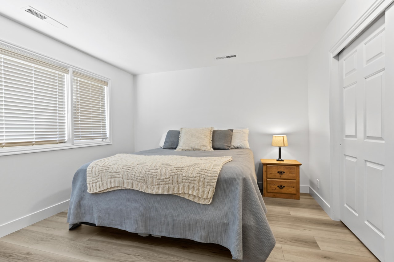 275 S Valley View DR #J202 St George, UT 84770 condo for sale, MLS#25-264015 - Erika Rogers Photo 16