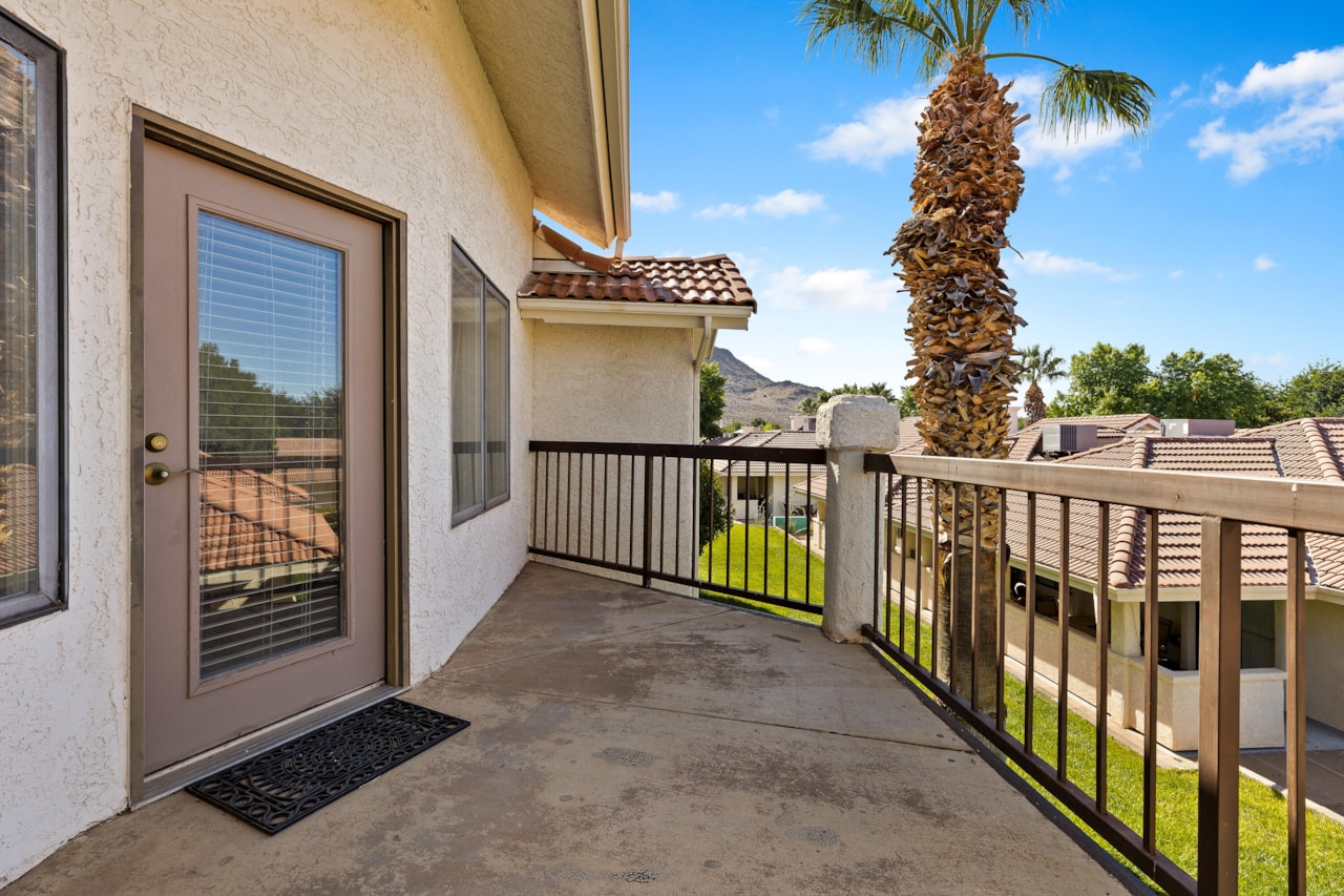 275 S Valley View DR #J202 St George, UT 84770 condo for sale, MLS#25-264015 - Erika Rogers Photo 23