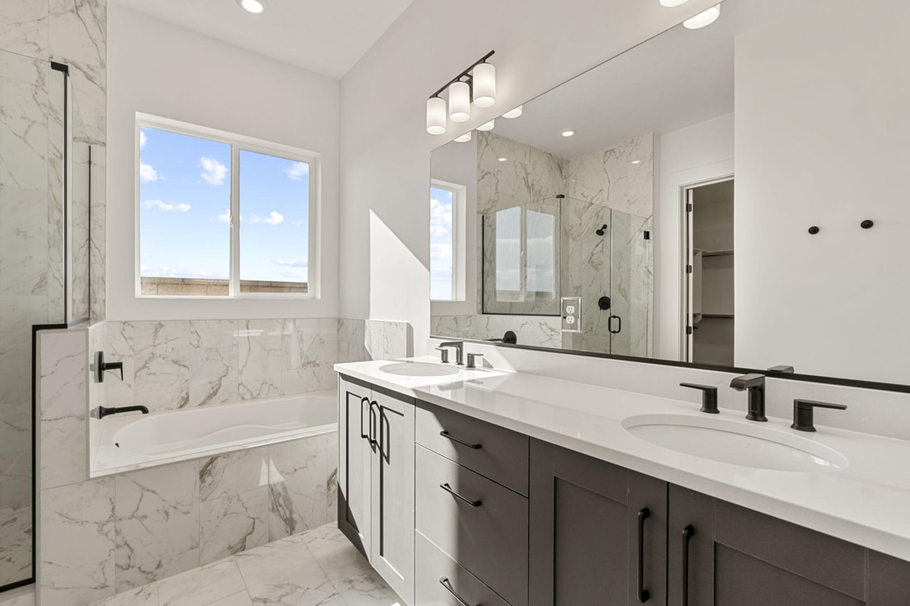 1585 E Black Brush DR Washington, UT 84780 home for sale, MLS#25-264850 - Erika Rogers Photo 27