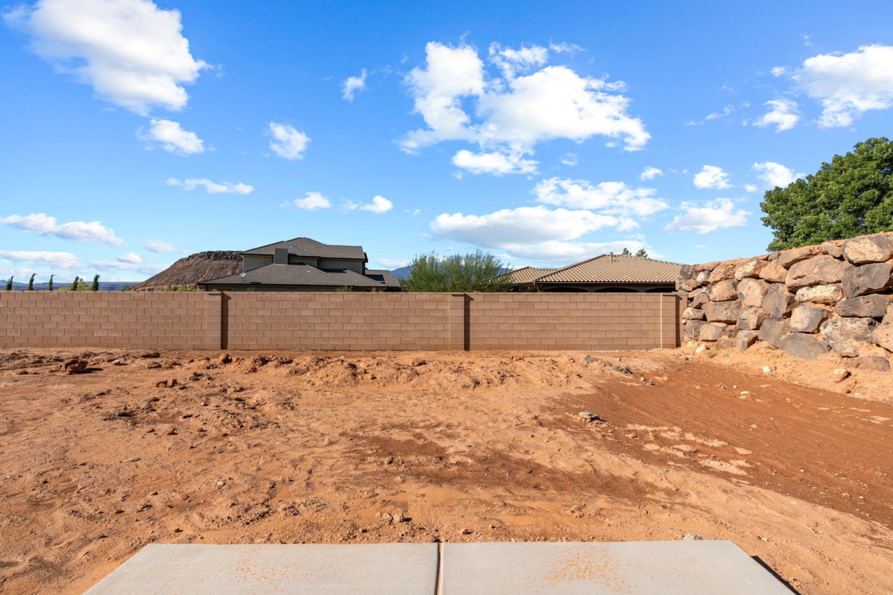 1585 E Black Brush DR Washington, UT 84780 home for sale, MLS#25-264850 - Erika Rogers Photo 45