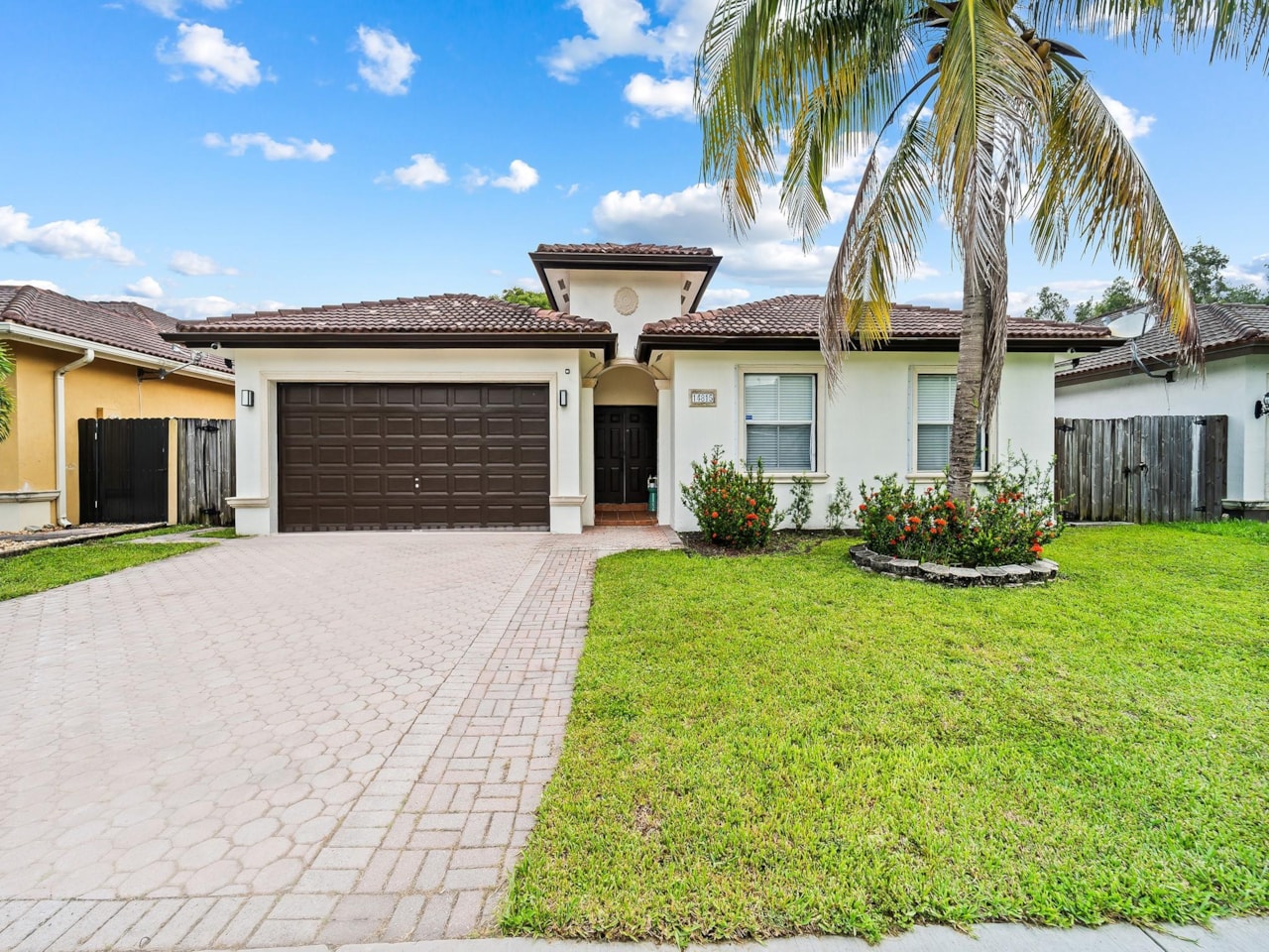 14815 SW 28th Ln Miami, FL 33185 | LightHousePointRealEstate.com