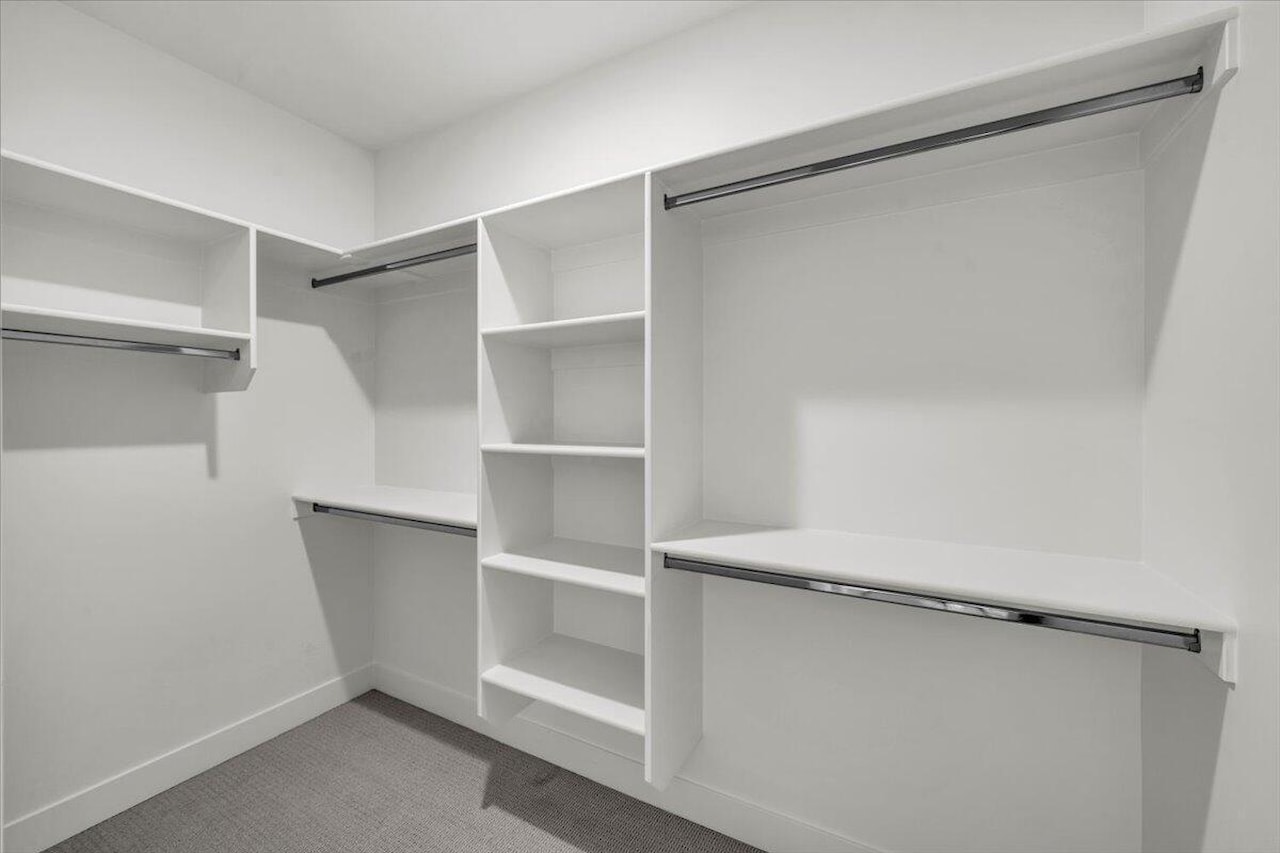 747 W Periwinkle #302 St George, UT 84790 condo for sale, MLS#25-263069 - Erika Rogers Photo 14