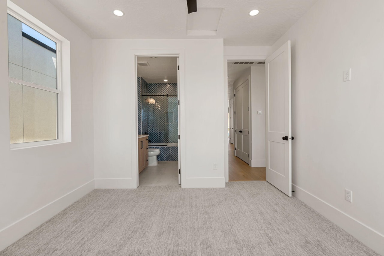 5263 S Blue Pearl Aly St George, UT 84790 home for sale, MLS#25-257992 - Erika Rogers Photo 69