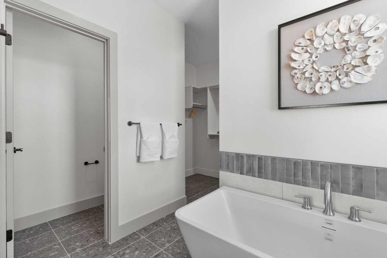 1033 E Coyote Crest DR Washington, UT 84780 home for sale, MLS#25-263760 - Erika Rogers Photo 22