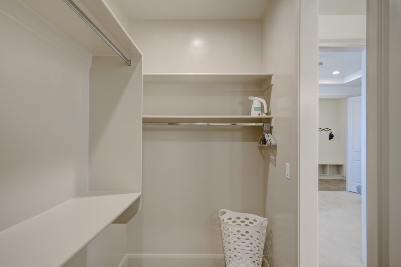 1329 Paseos ST Washington, UT 84780 home for sale, MLS#25-264936 - Erika Rogers Photo 15