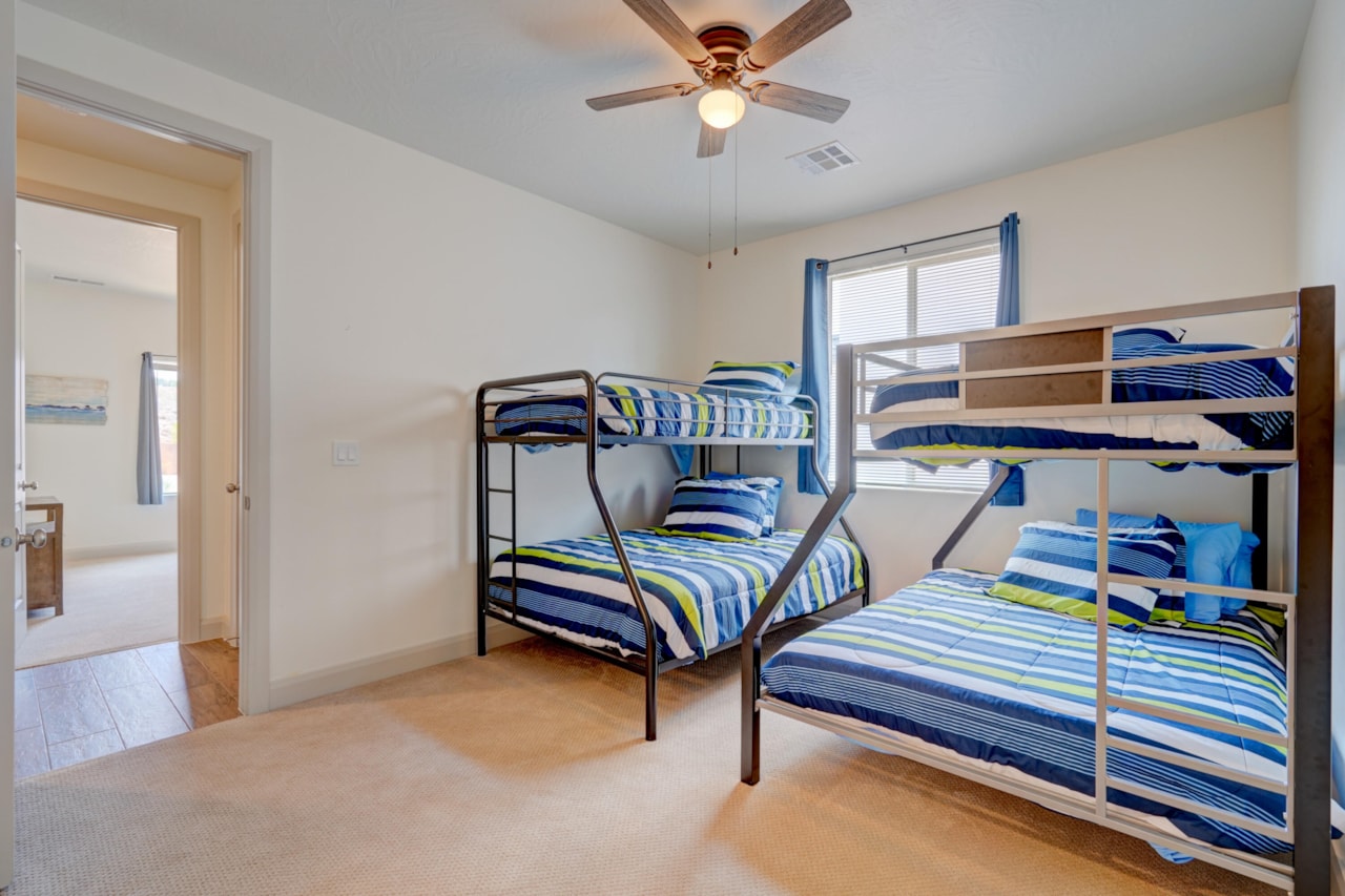 1329 Paseos ST Washington, UT 84780 home for sale, MLS#25-264936 - Erika Rogers Photo 22