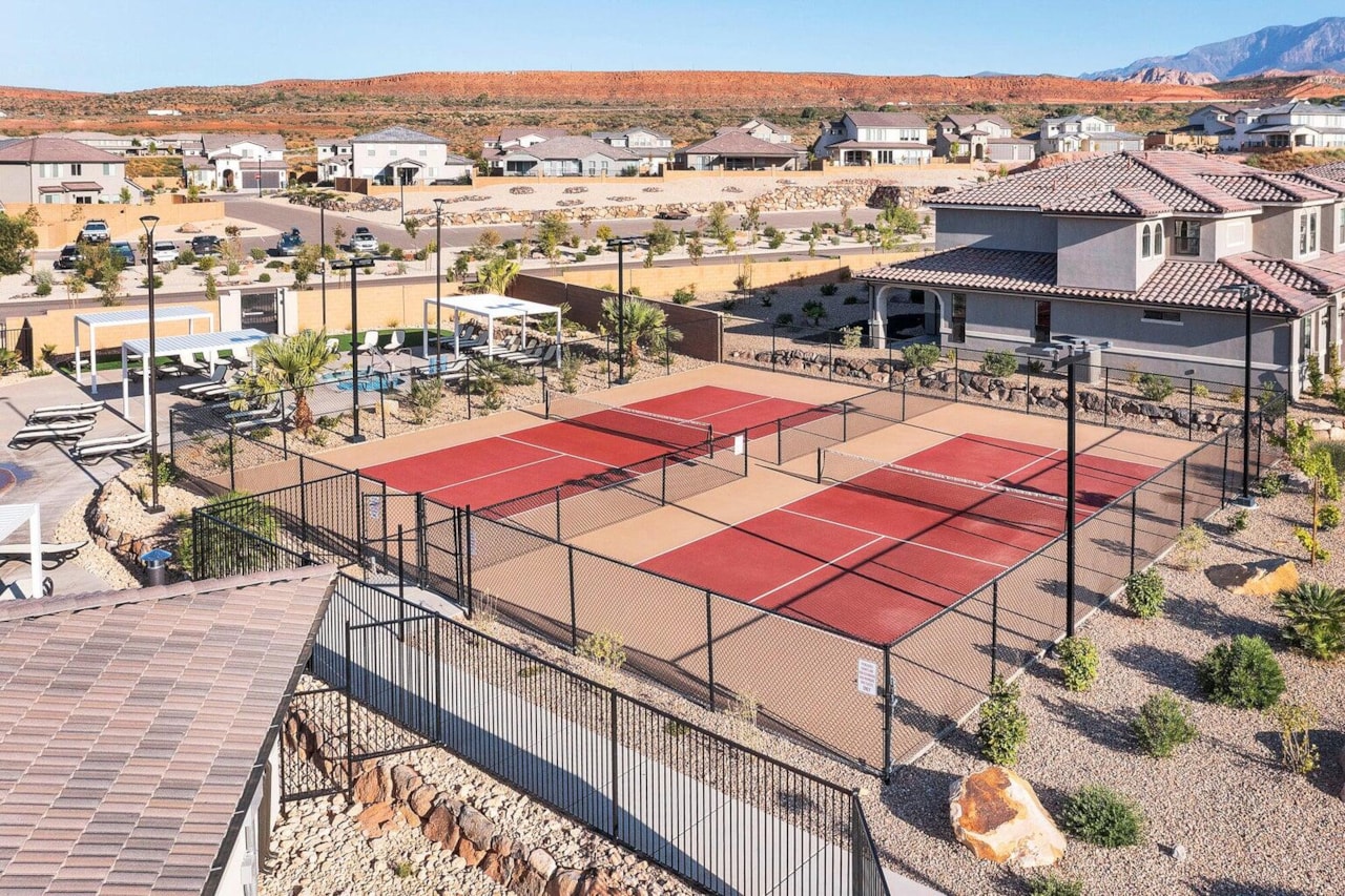 1329 Paseos ST Washington, UT 84780 home for sale, MLS#25-264936 - Erika Rogers Photo 27