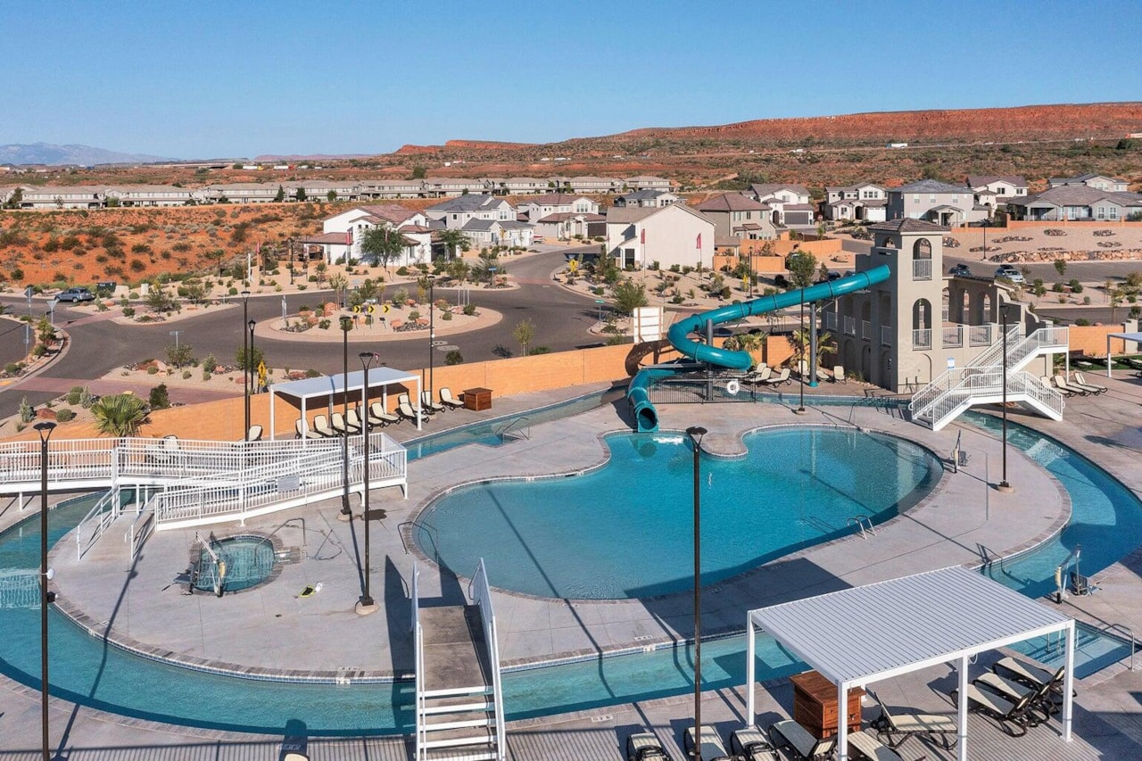 1329 Paseos ST Washington, UT 84780 home for sale, MLS#25-264936 - Erika Rogers Photo 31