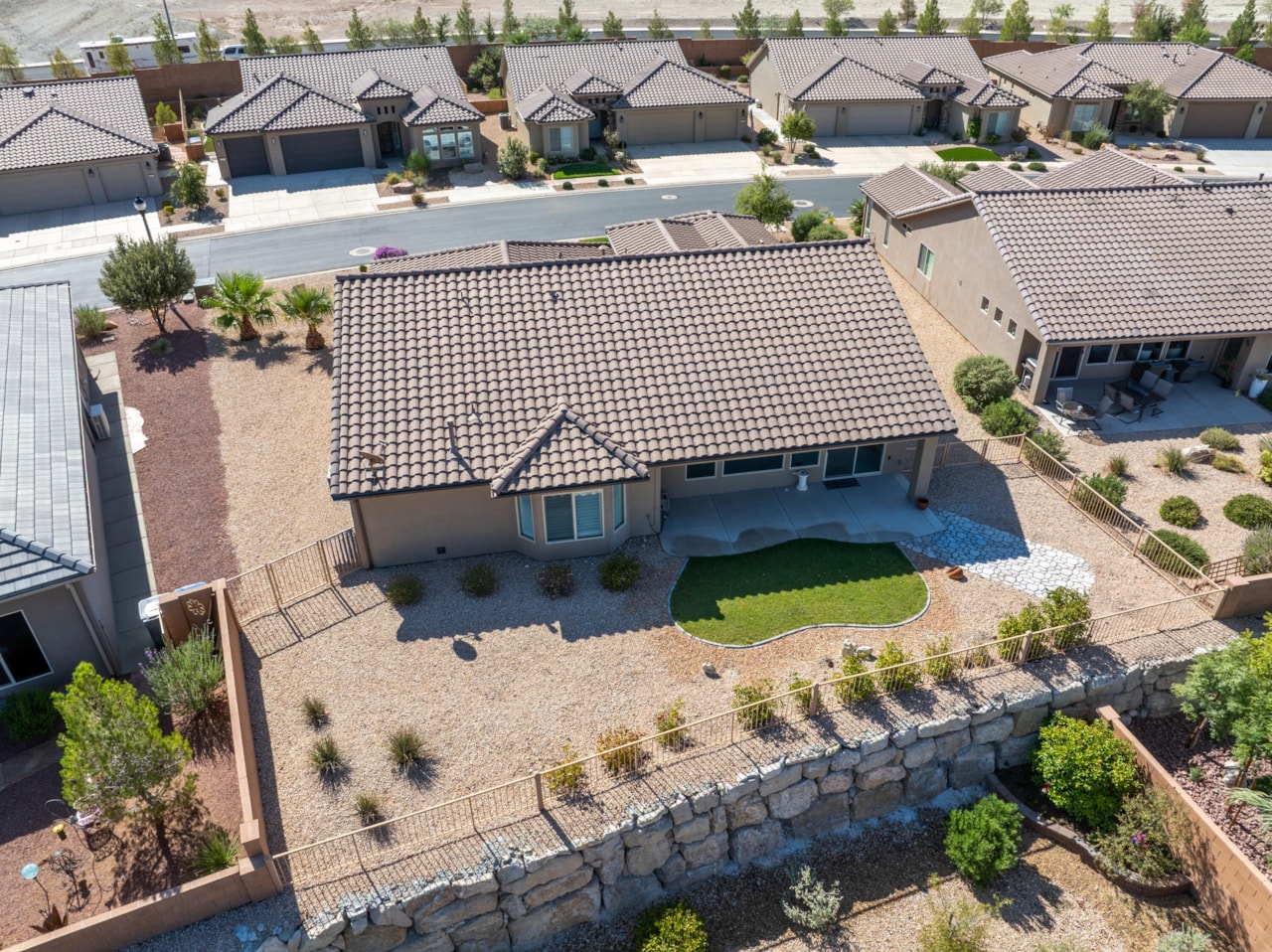 4260 S Painted Finch DR St George, UT 84790 home for sale, MLS#25-264977 - Erika Rogers Photo 27