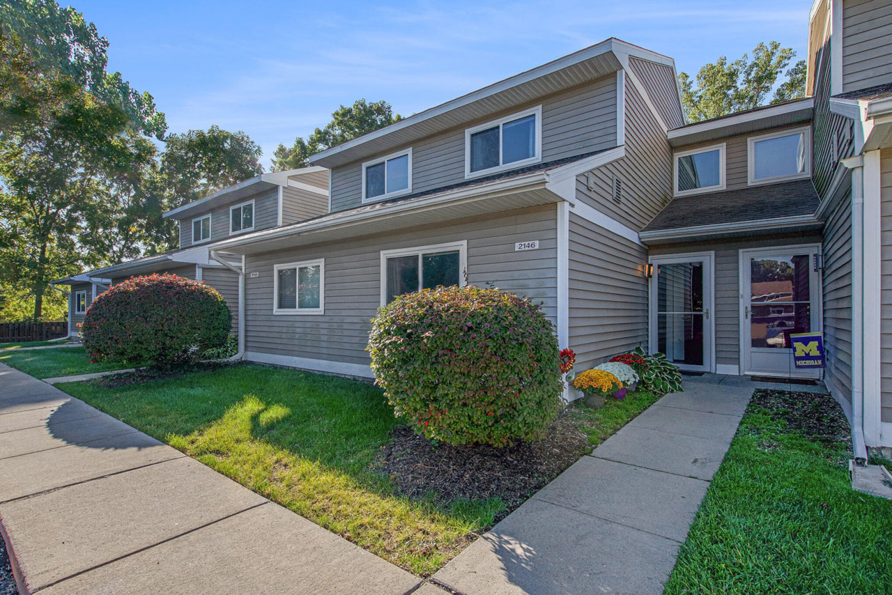 2146 Stone School Circle Ann Arbor, MI 48108 | MLS 25046239
