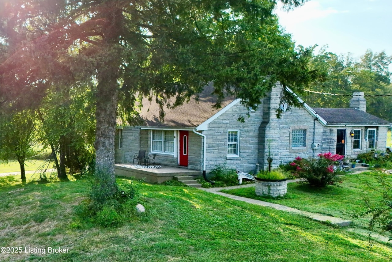 176 Paul Harned Rd, Lebanon Junction, KY 40150 - $244,900