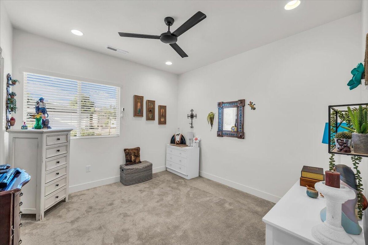 266 E 260  N Washington, UT 84780 home for sale, MLS#25-264999 - Erika Rogers Photo 8