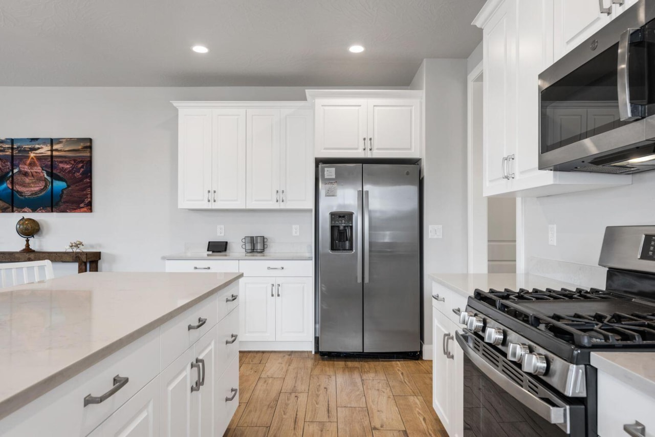 1122 Paseos ST Washington, UT 84780 home for sale, MLS#25-265058 - Erika Rogers Photo 9