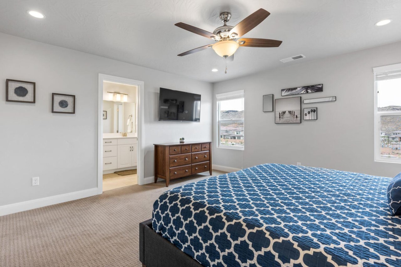 1122 Paseos ST Washington, UT 84780 home for sale, MLS#25-265058 - Erika Rogers Photo 23