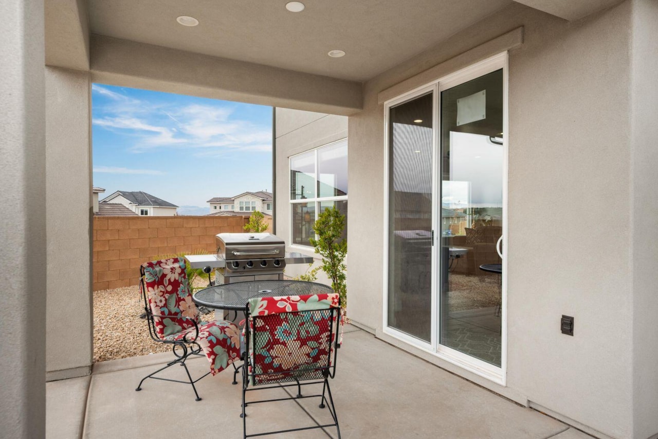 1122 Paseos ST Washington, UT 84780 home for sale, MLS#25-265058 - Erika Rogers Photo 28