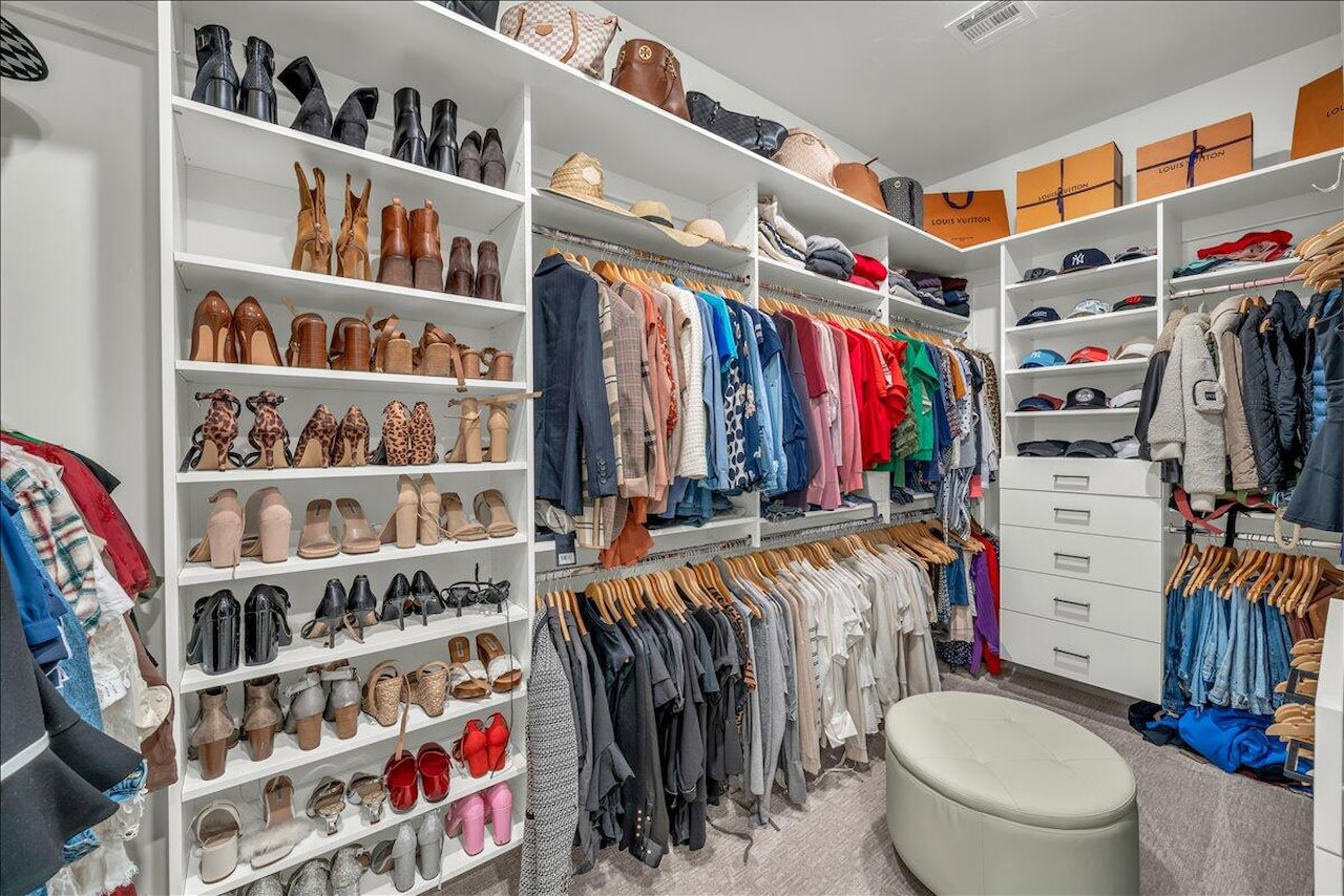 2904 Stonedale DR St George, UT 84790 home for sale, MLS#25-265099 - Erika Rogers Photo 14