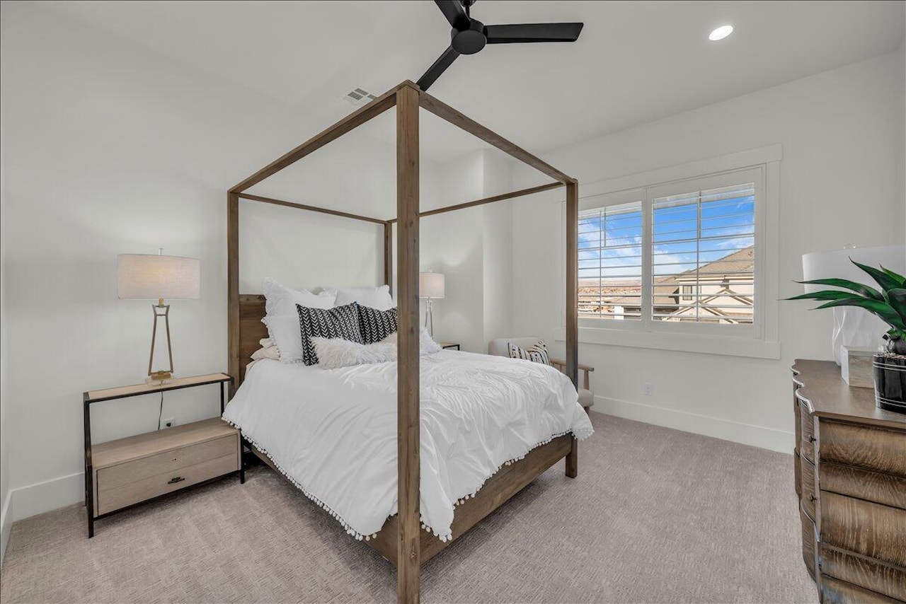 2904 Stonedale DR St George, UT 84790 home for sale, MLS#25-265099 - Erika Rogers Photo 21