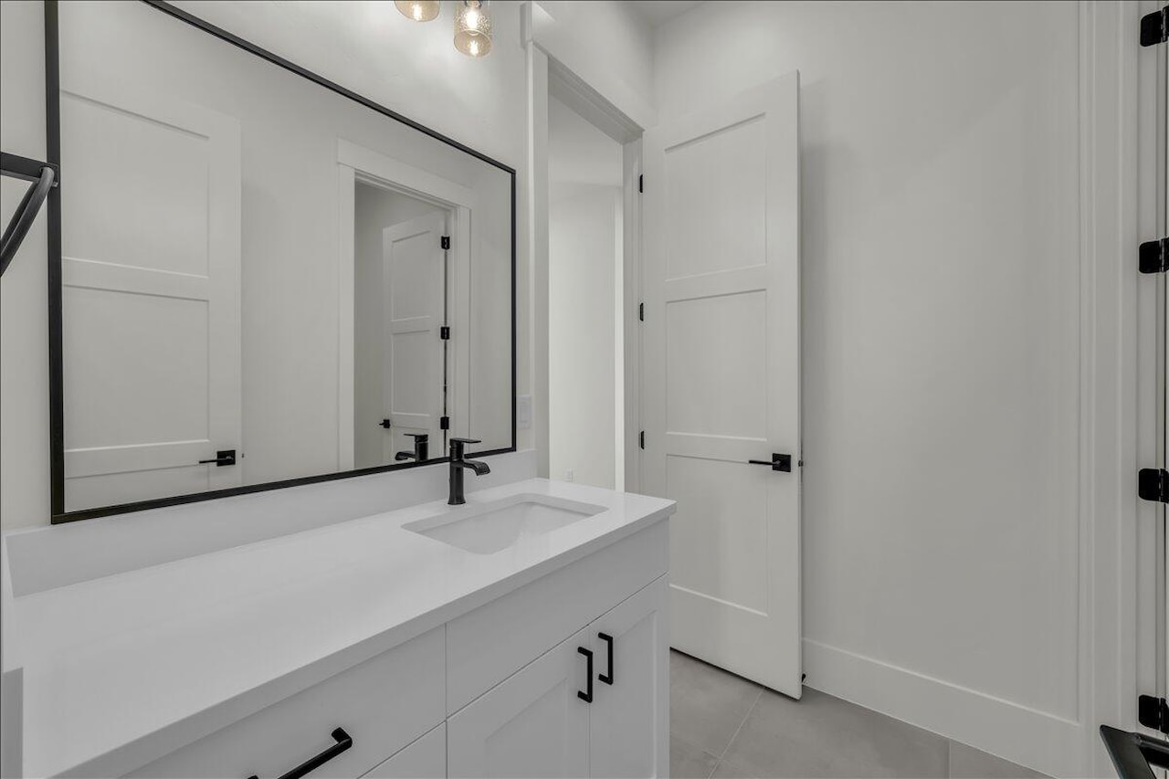 2904 Stonedale DR St George, UT 84790 home for sale, MLS#25-265099 - Erika Rogers Photo 22