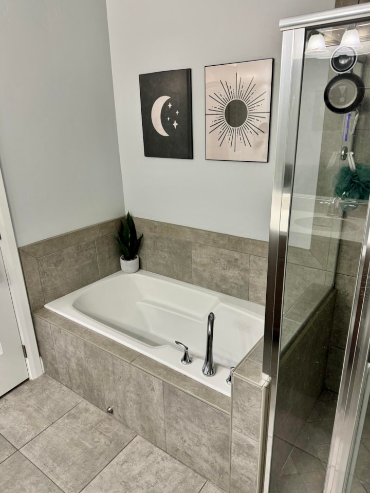 1892 Vacation LN Washington, UT 84780 home for sale, MLS#25-264885 - Erika Rogers Photo 11