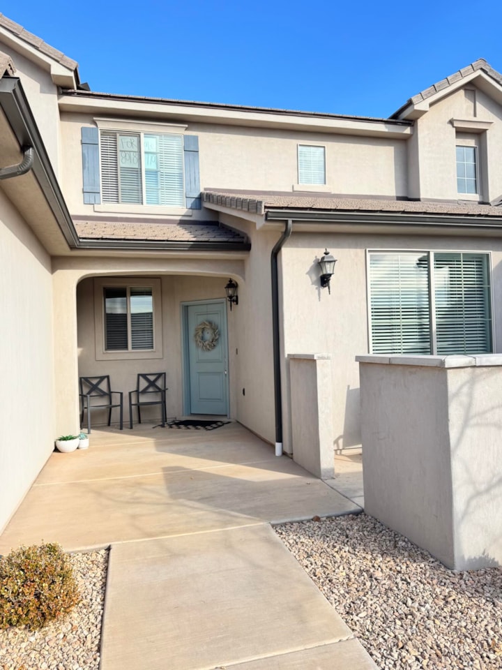 1892 Vacation LN Washington, UT 84780 home for sale, MLS#25-264885 - Erika Rogers