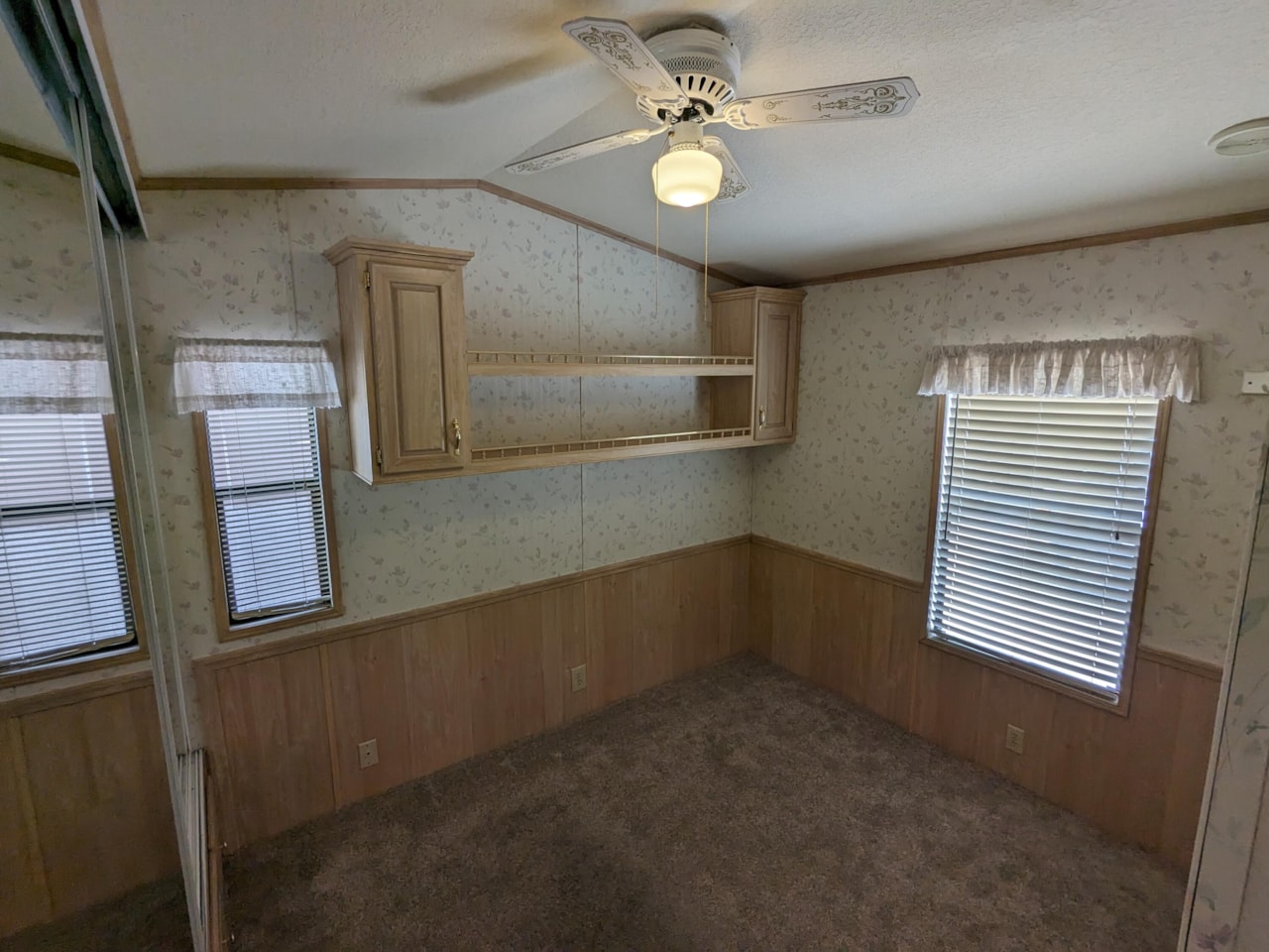 1225 N Dixie Downs RD #136 St George, UT 84770 home for sale, MLS#25-265180 - Erika Rogers Photo 11