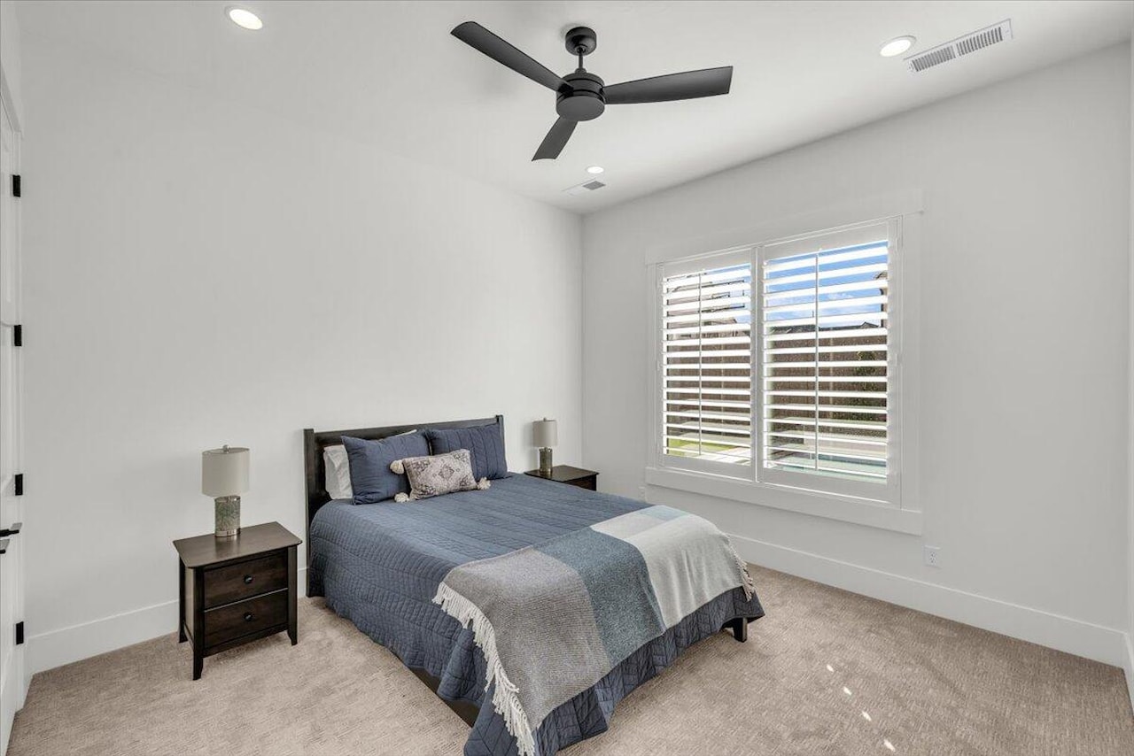 1597 W Belayer DR St George, UT 84770 home for sale, MLS#25-265181 - Erika Rogers Photo 19