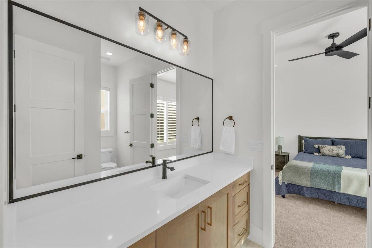 1597 W Belayer DR St George, UT 84770 home for sale, MLS#25-265181 - Erika Rogers Photo 20