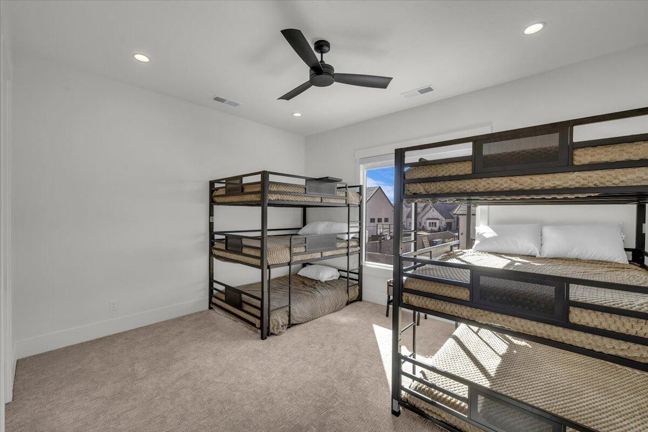 1597 W Belayer DR St George, UT 84770 home for sale, MLS#25-265181 - Erika Rogers Photo 28