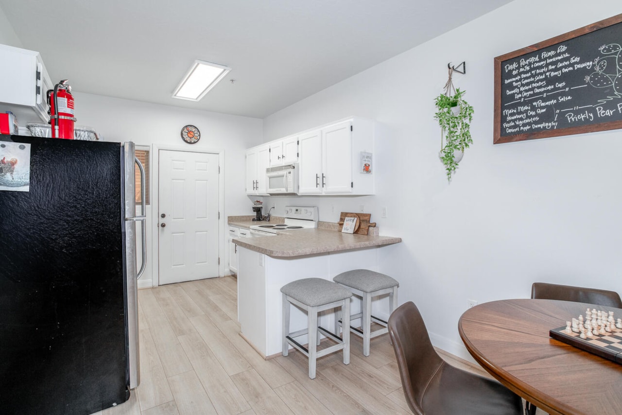 700 N Main ST #D3 Washington, UT 84780 condo for sale, MLS#25-265226 - Erika Rogers Photo 9