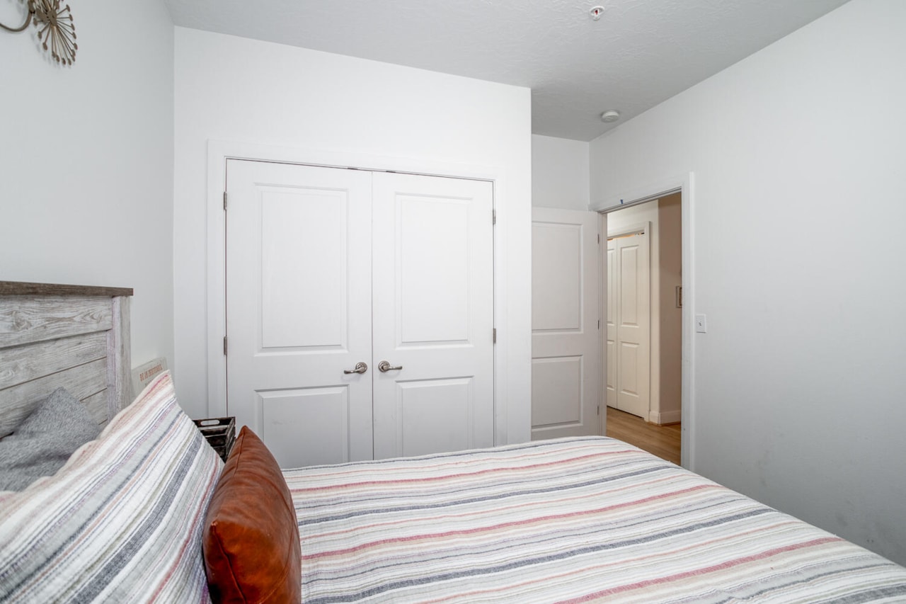 700 N Main ST #D3 Washington, UT 84780 condo for sale, MLS#25-265226 - Erika Rogers Photo 18