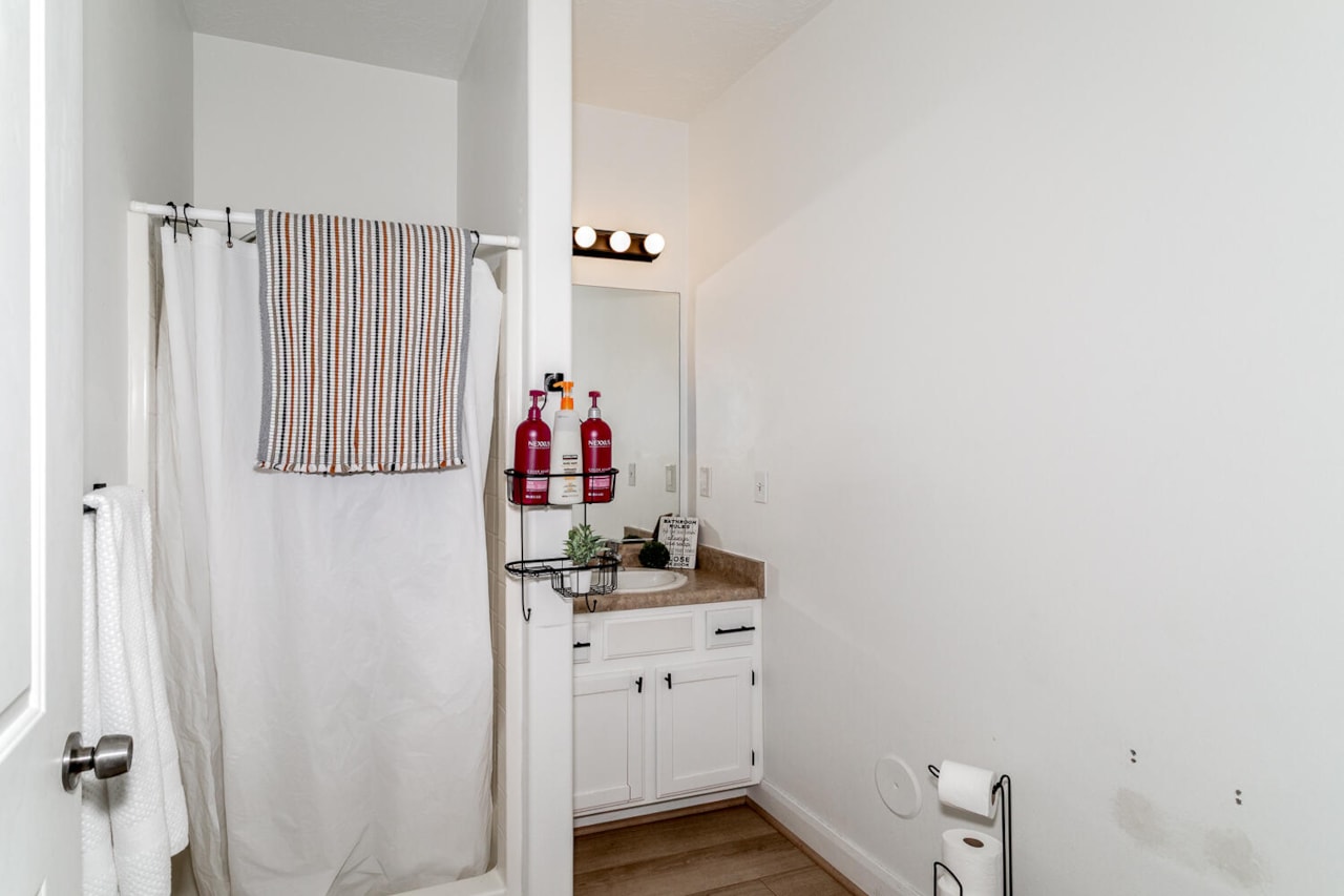 700 N Main ST #D3 Washington, UT 84780 condo for sale, MLS#25-265226 - Erika Rogers Photo 20