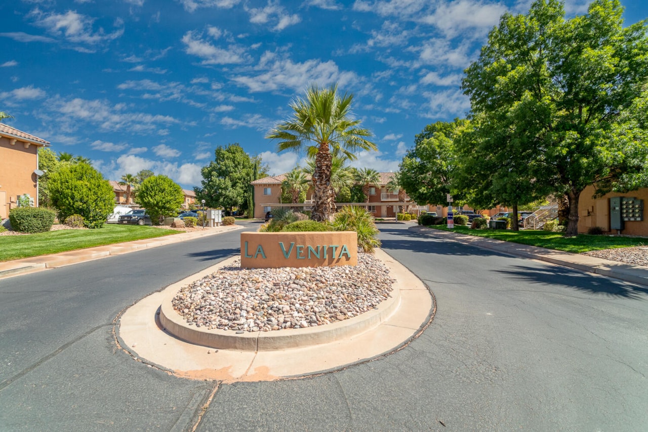 700 N Main ST #D3 Washington, UT 84780 condo for sale, MLS#25-265226 - Erika Rogers Photo 28