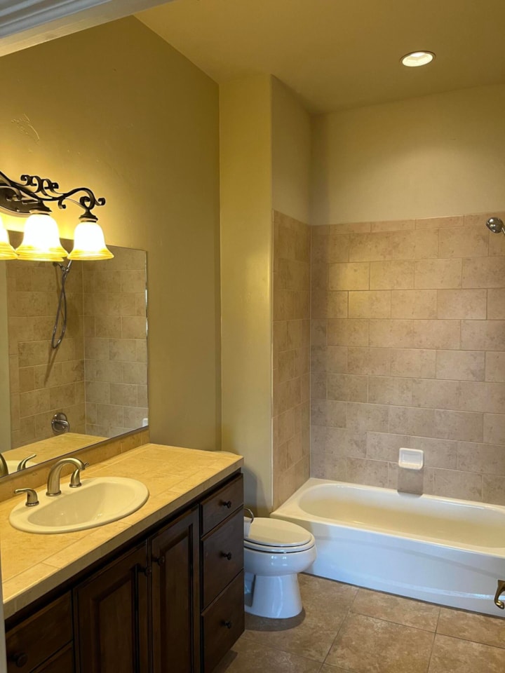 280 S Luce Del Sol DR #615 St George, UT 84770 condo for sale, MLS#25-265285 - Erika Rogers Photo 16