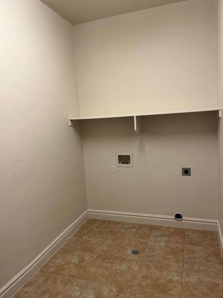 280 S Luce Del Sol DR #615 St George, UT 84770 condo for sale, MLS#25-265285 - Erika Rogers Photo 17