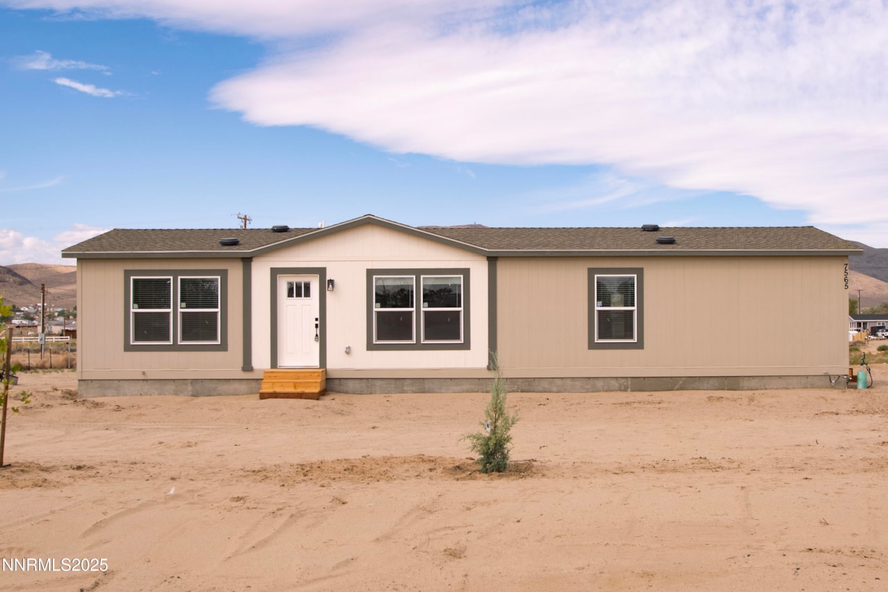 7565 Springfield Rd Silver Springs, NV 89429 | MLS 250056055