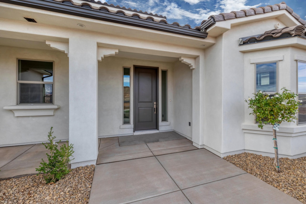 1344 E Andromeda ST Washington, UT 84780 home for sale, MLS#25-265316 - Erika Rogers Photo 5