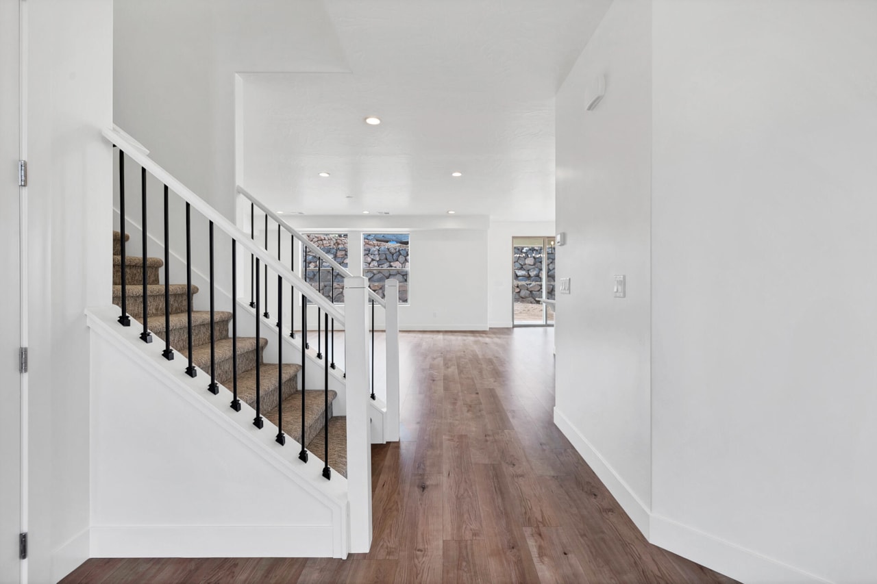 1344 E Andromeda ST Washington, UT 84780 home for sale, MLS#25-265316 - Erika Rogers Photo 6