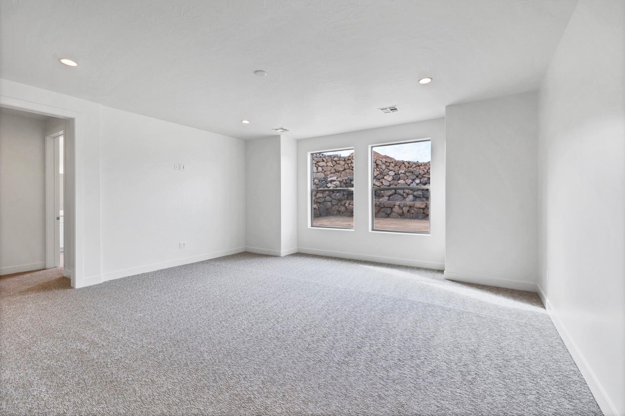 1344 E Andromeda ST Washington, UT 84780 home for sale, MLS#25-265316 - Erika Rogers Photo 23