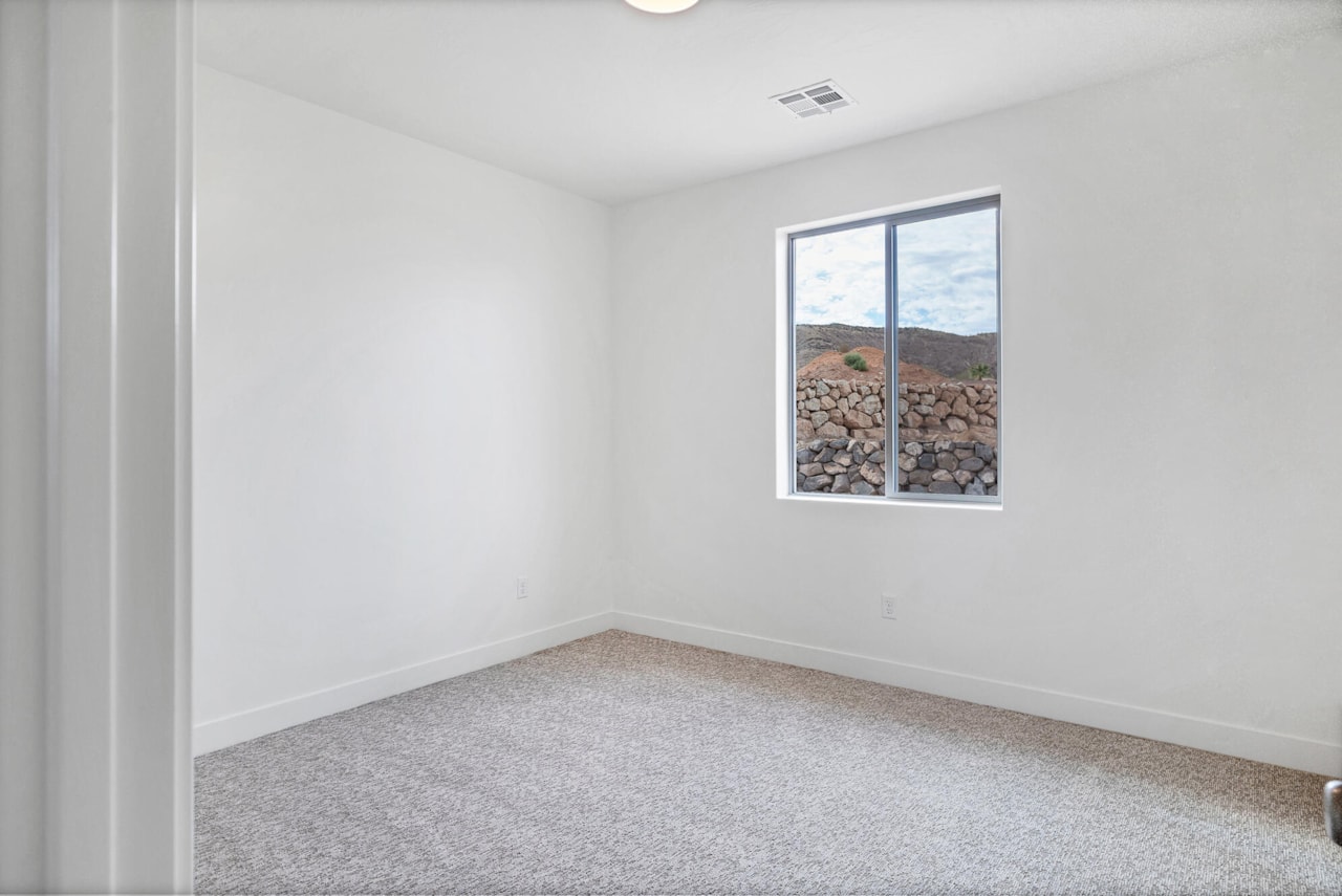 1344 E Andromeda ST Washington, UT 84780 home for sale, MLS#25-265316 - Erika Rogers Photo 33