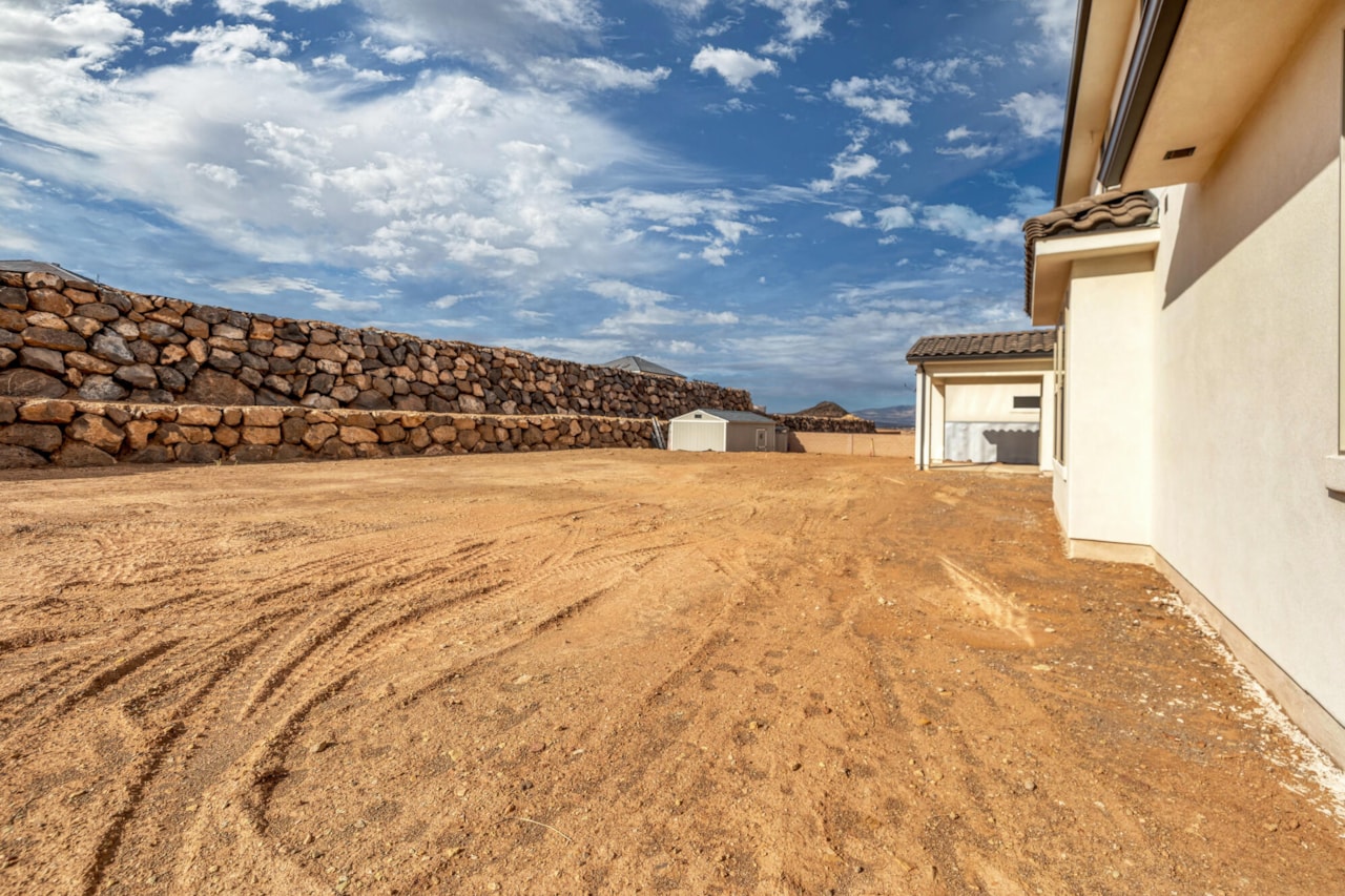 1344 E Andromeda ST Washington, UT 84780 home for sale, MLS#25-265316 - Erika Rogers Photo 41