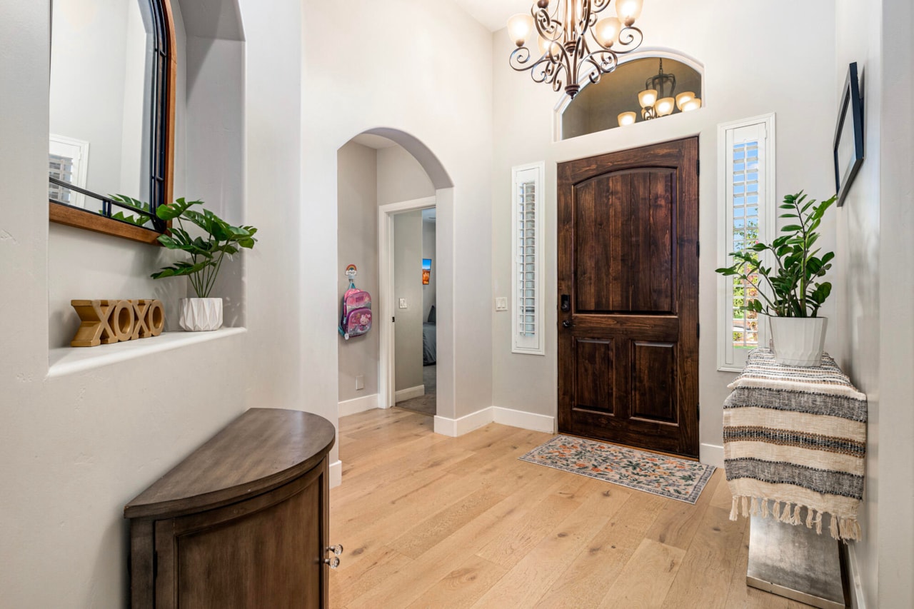 41 S Chalon CIR St George, UT 84770 home for sale, MLS#25-265306 - Erika Rogers Photo 14