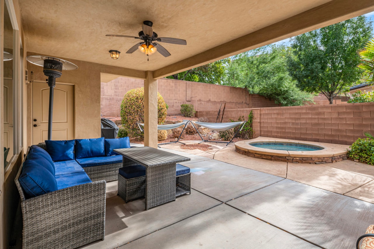 41 S Chalon CIR St George, UT 84770 home for sale, MLS#25-265306 - Erika Rogers Photo 29