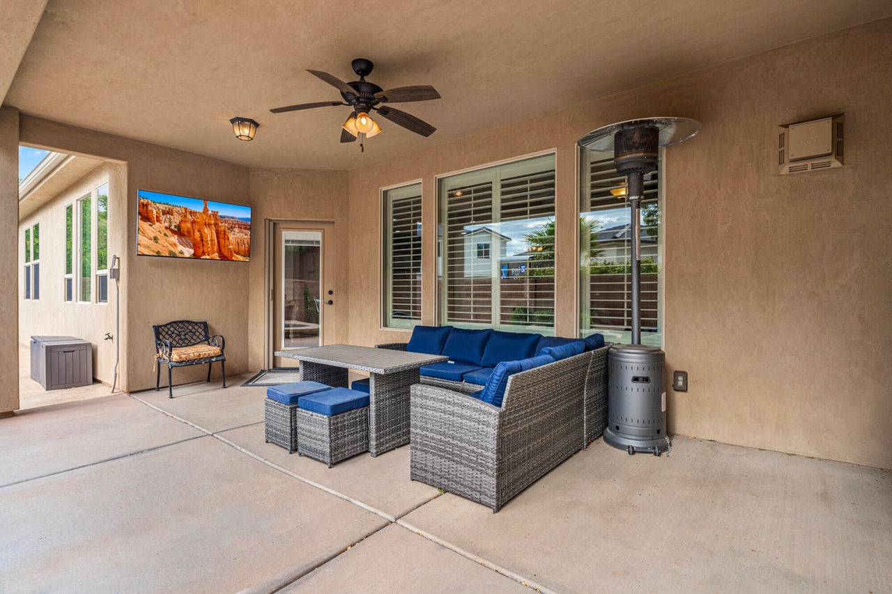 41 S Chalon CIR St George, UT 84770 home for sale, MLS#25-265306 - Erika Rogers Photo 30