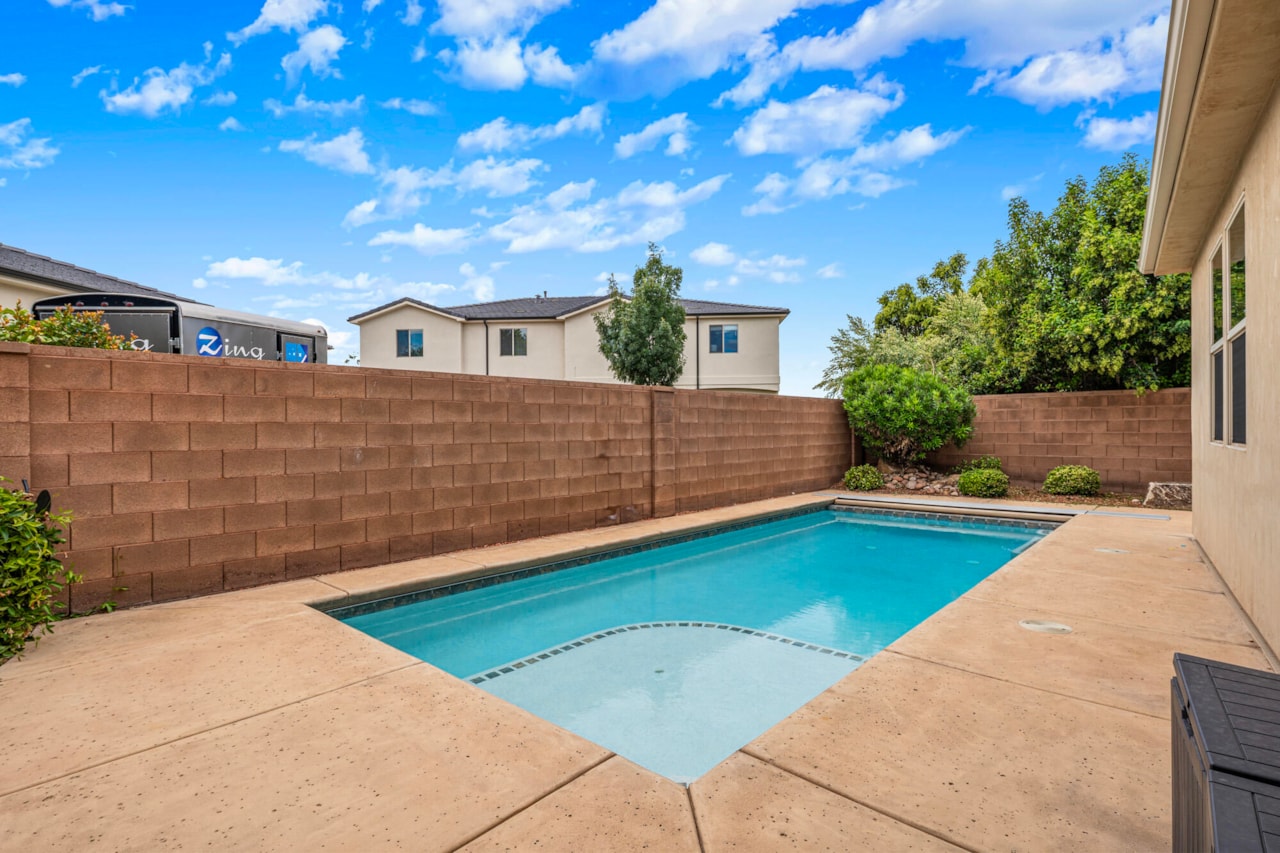 41 S Chalon CIR St George, UT 84770 home for sale, MLS#25-265306 - Erika Rogers Photo 35